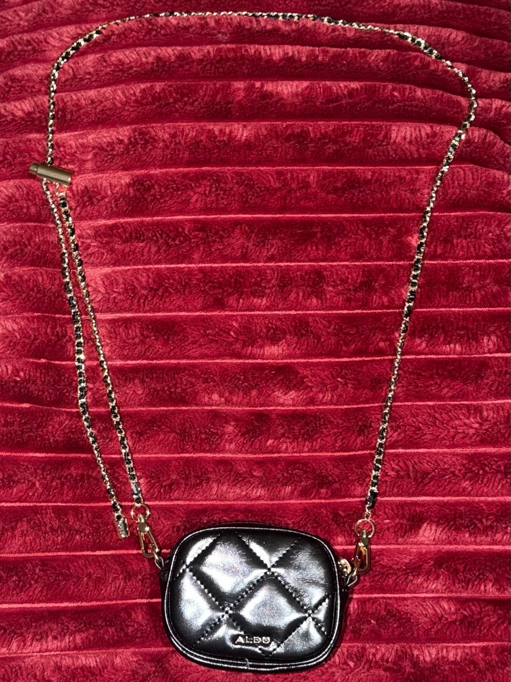 ALDO Black Quilted Mini Crossbody with Gold Chain Strap - Picture 4 of 8
